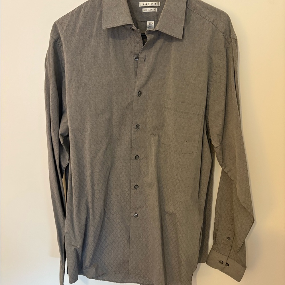 Van Heusen Charcoal Button-Down Shirt